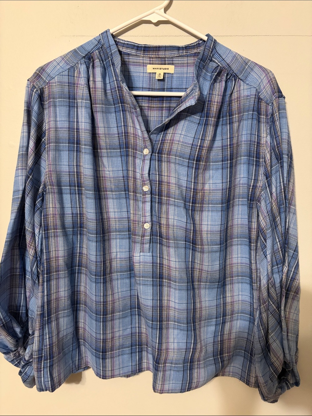 Max Studio Blue Plaid Casual 1/2 Button-Down Shirt. Med.